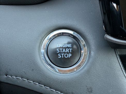 Certified 2023 Toyota Highlander LE image 26