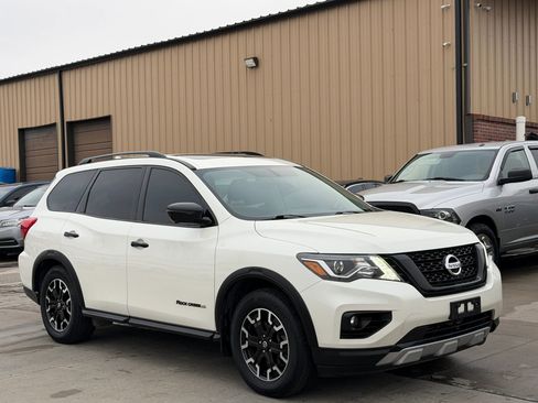 Used 2020 Nissan Pathfinder SL image 9