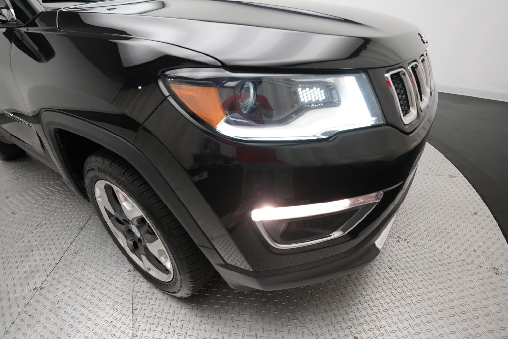 Used 2018 Jeep Compass Limited w/ Navigation Group AWD/4WD image 23