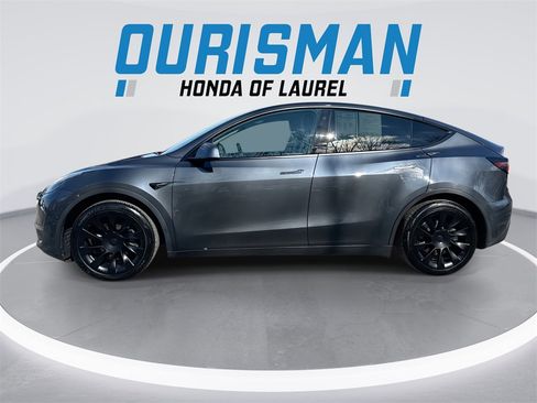 Used 2021 Tesla Model Y Long Range image 5