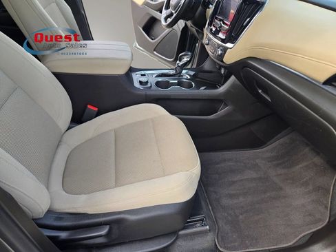Used 2022 Chevrolet Traverse LT AWD/4WD image 63