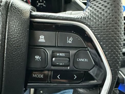 Used 2025 Toyota Tundra Platinum AWD/4WD image 36