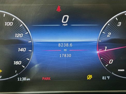 Used 2023 Mercedes-Benz C 300 4MATIC Sedan image 16