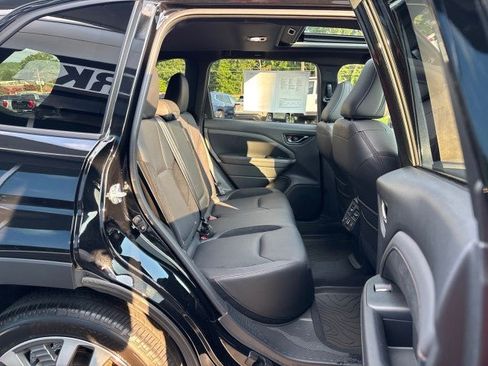 Certified 2025 Subaru Forester Touring w/ Popular Package - Touring AWD/4WD image 41