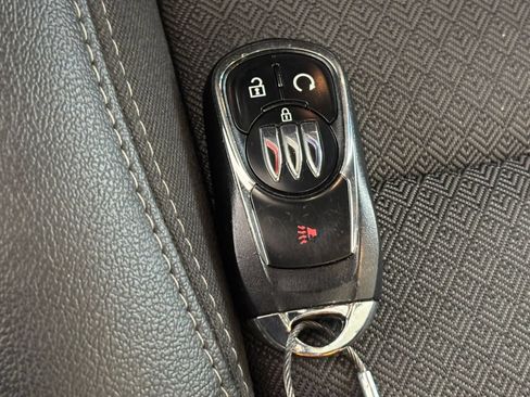 Used 2025 Buick Encore GX Preferred FWD image 20