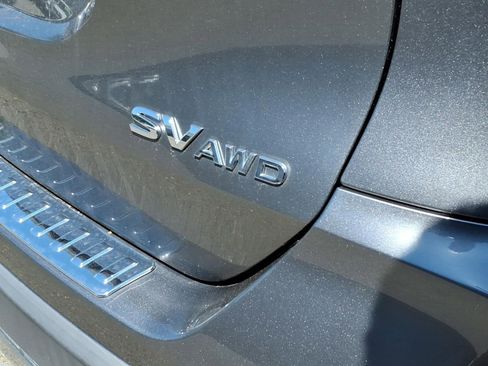Used 2018 Nissan Rogue SV AWD/4WD image 5