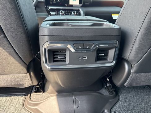 New 2026 GMC Sierra 1500 Denali w/ Denali Reserve Package AWD/4WD image 24