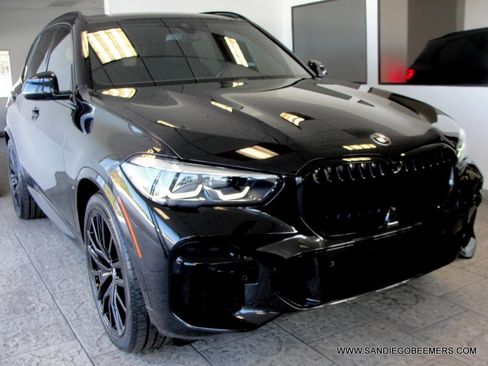 Used 2022 BMW X5 xDrive40i w/ M Sport Package image 40
