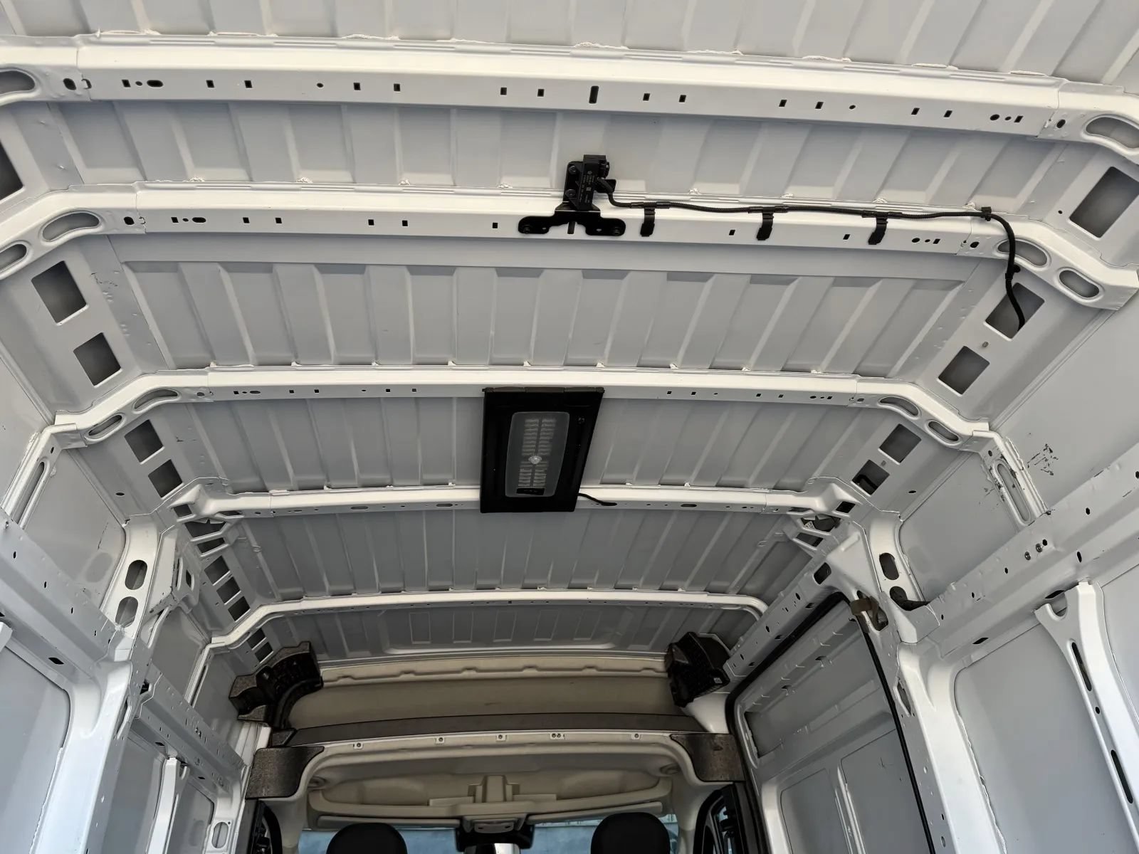 Used 2024 RAM ProMaster 2500 w/ Premium Convenience Group FWD image 39
