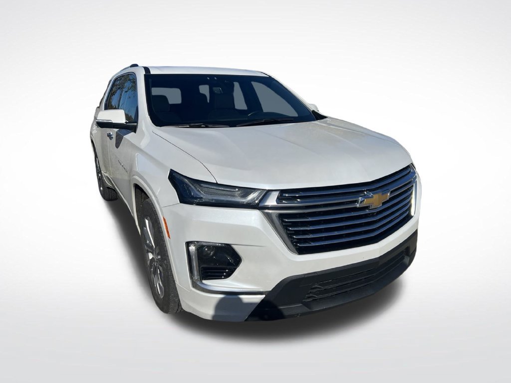 Used 2023 Chevrolet Traverse Premier AWD/4WD image 4