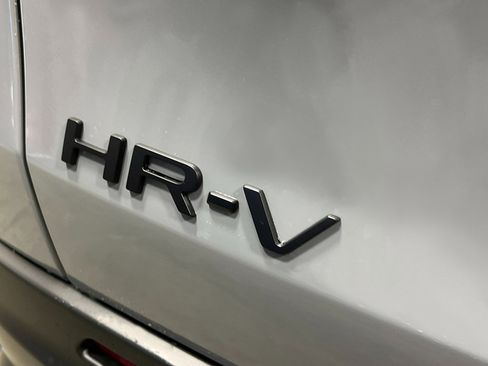 Used 2026 Honda HR-V Sport image 9