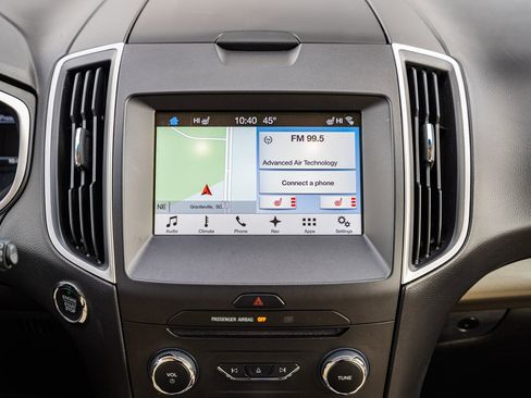 Certified 2017 Ford Edge SEL w/ Equipment Group 201A image 31