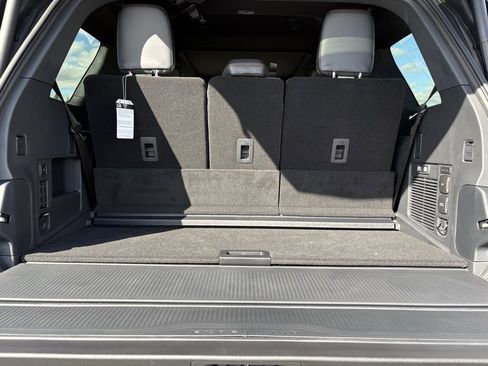 New 2025 Ford Expedition Tremor image 35