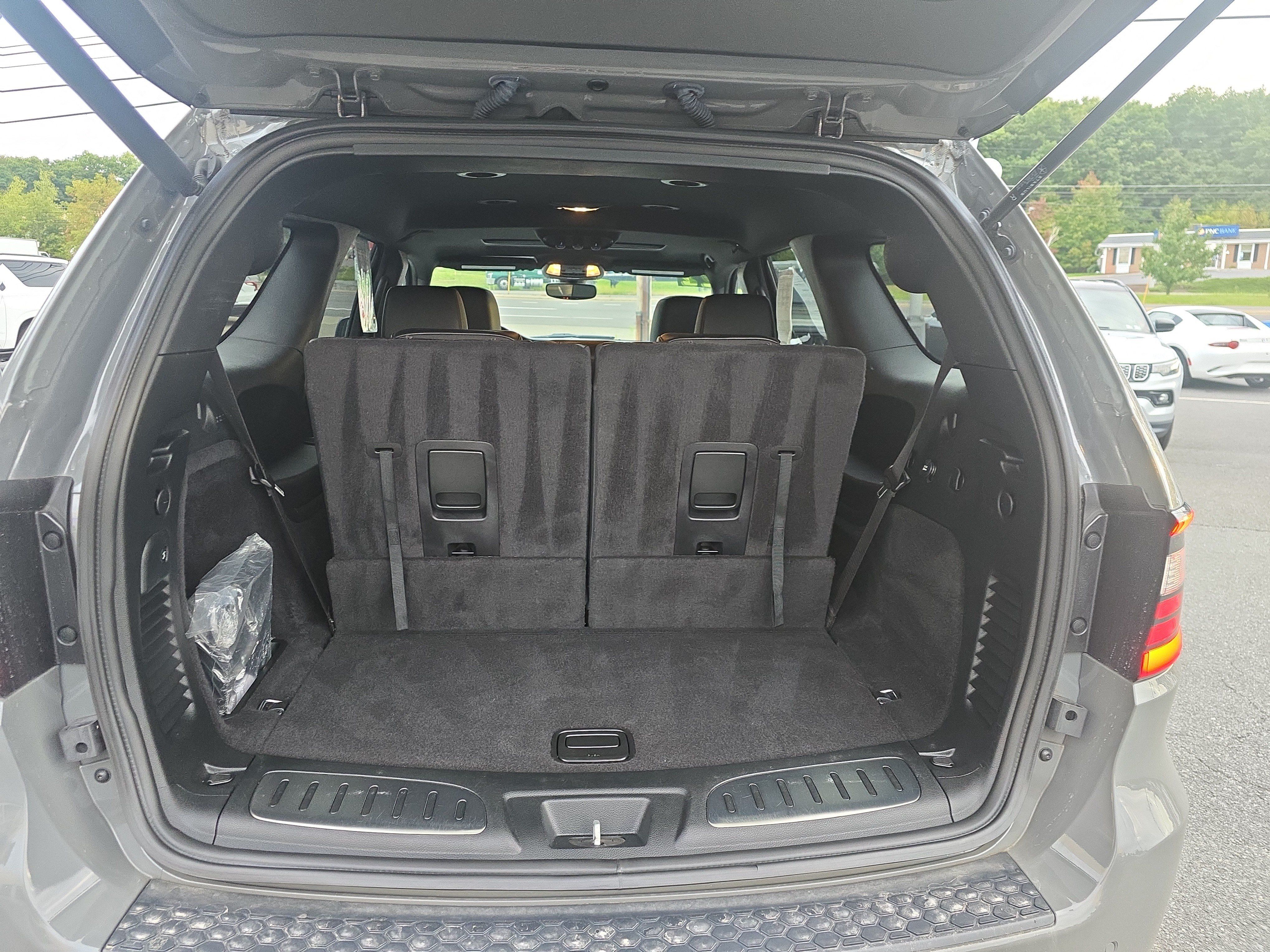 Used 2025 Dodge Durango GT AWD/4WD image 6