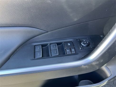 Used 2023 Toyota RAV4 XLE Premium image 22