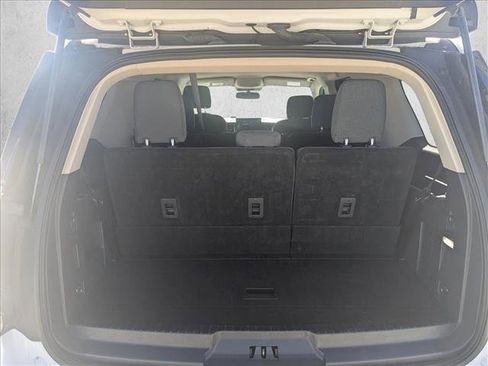 Used 2024 Ford Expedition XLT image 7
