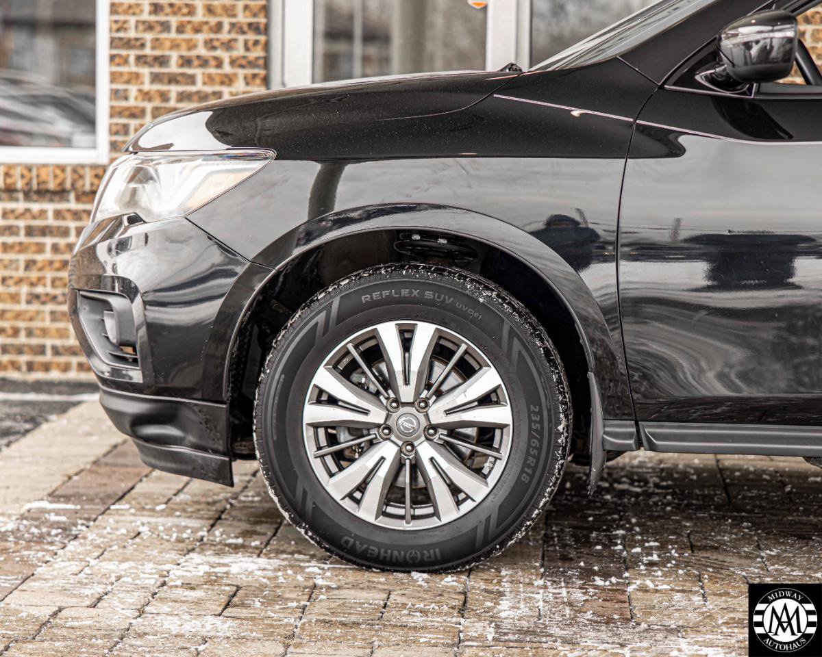Used 2018 Nissan Pathfinder S AWD/4WD image 6