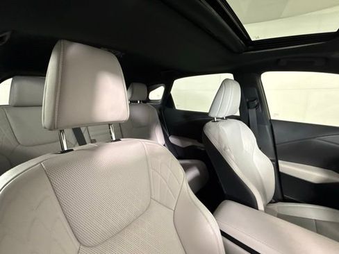 Used 2025 Lexus RX 350 w/ Convenience Package image 37