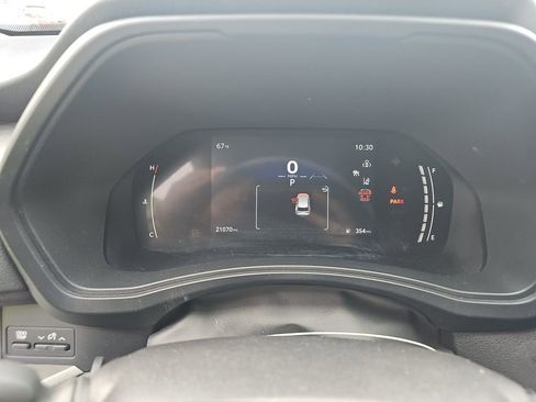Used 2025 Toyota Grand Highlander FWD image 2