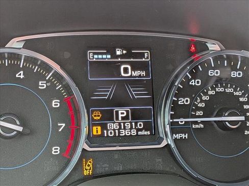 Used 2017 Subaru Forester 2.5i Limited image 5