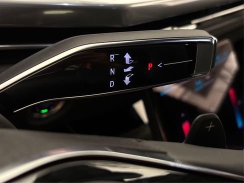 New 2025 Cadillac Escalade Premium Luxury image 29