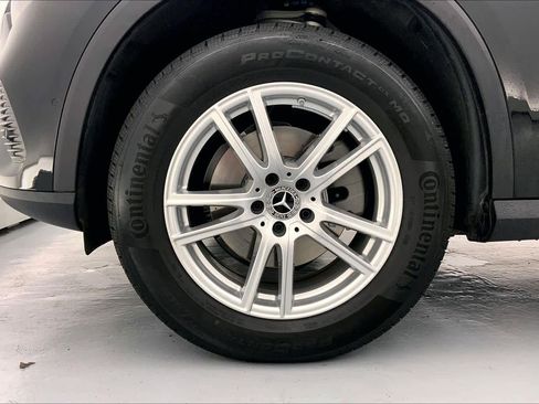 Used 2025 Mercedes-Benz GLC 300 image 8