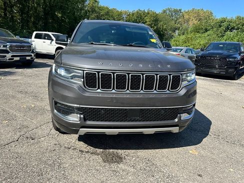 Used 2024 Jeep Wagoneer Series II AWD/4WD image 3