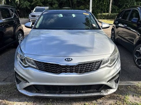 Used 2019 Kia Optima LX w/ LX Premium Package FWD image 2