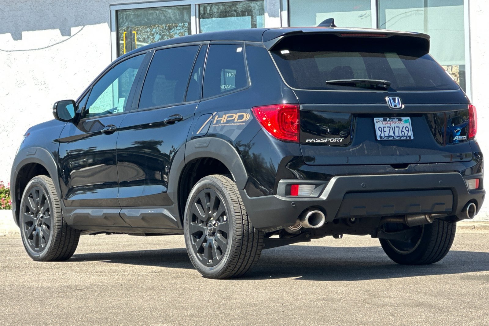 Used 2023 Honda Passport EX-L image 6