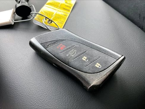 Used 2020 Lexus ES 300h w/ Premium Package FWD image 14