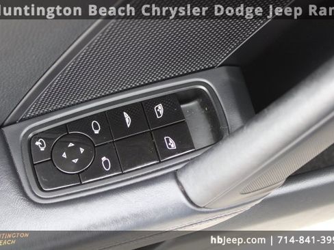 Used 2021 Porsche 911 Carrera w/ Premium Package image 16