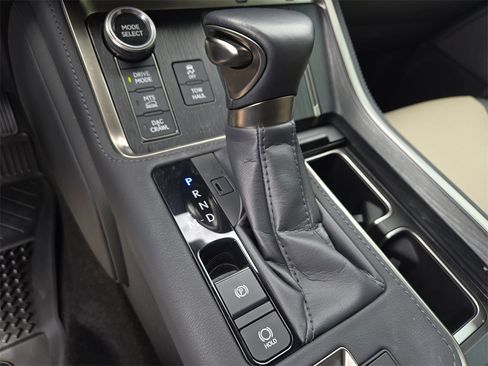 Used 2024 Lexus GX 550 image 20