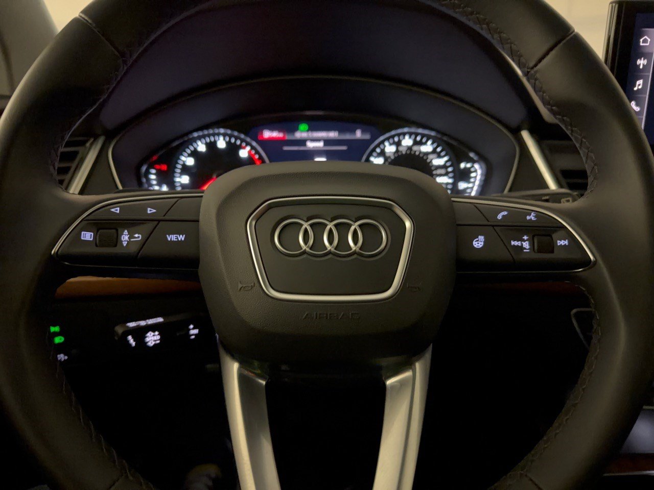Certified 2023 Audi Q5 2.0T Premium w/ Convenience Package AWD/4WD image 10