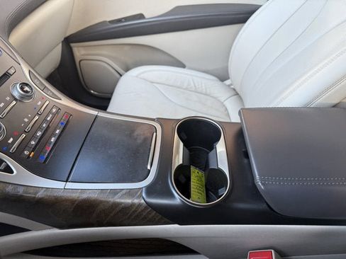 Used 2017 Lincoln MKX Reserve w/ Lincoln MKX Climate Package image 26