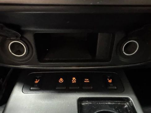 Used 2015 Nissan Armada Platinum w/ 2nd Row Captain Seat Package AWD/4WD image 12