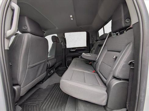 Used 2025 GMC Sierra 2500 SLE w/ SLE Value Package; image 22