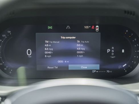New 2026 Volvo XC60 B5 Plus w/ Protection Package Premier AWD/4WD image 45