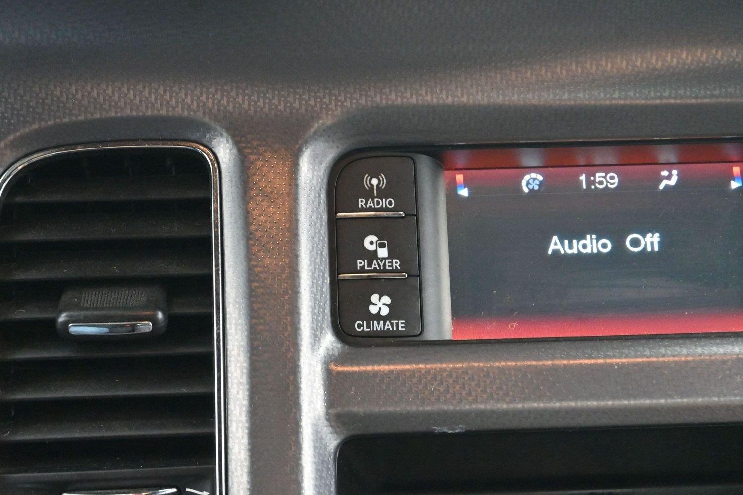 Used 2013 Dodge Charger SE RWD image 19