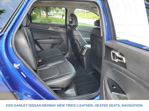 Used 2024 Kia Sportage EX FWD image 46