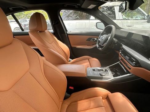 Used 2025 BMW 330i xDrive Sedan AWD/4WD image 5