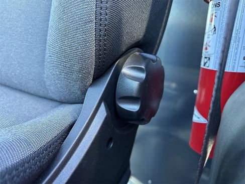 New 2024 RAM ProMaster 3500 w/ Delivery Van Package image 18