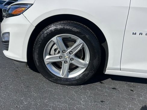Used 2022 Chevrolet Malibu LS image 9
