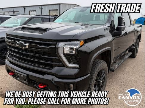 Used 2025 Chevrolet Silverado 2500 LTZ w/ Trail Boss Package AWD/4WD image 4