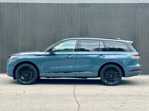 New 2026 Lincoln Aviator Reserve AWD/4WD image 3