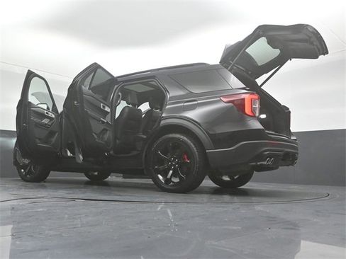 Certified 2021 Ford Explorer ST w/ ST Street Pack image 48