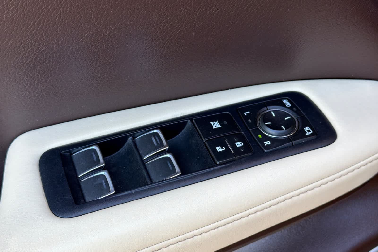 Used 2020 Lexus RX 350L FWD w/ Premium Package image 13