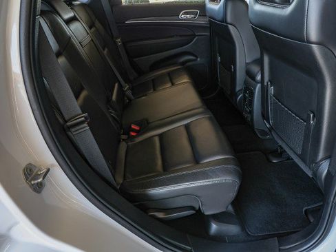 Used 2022 Jeep Grand Cherokee Limited AWD/4WD image 33