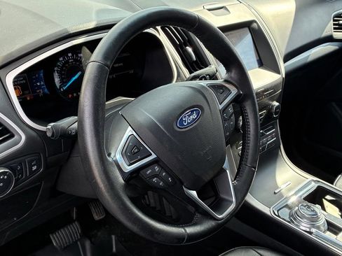 Used 2019 Ford Edge SEL w/ Equipment Group 201A AWD/4WD image 23