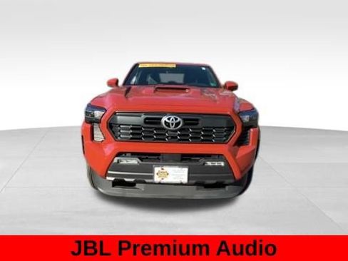 Used 2025 Toyota Tacoma TRD Sport image 10