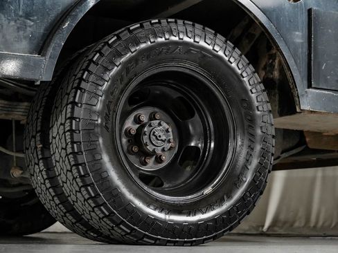 Used 2018 RAM 3500 Tradesman w/ Chrome Appearance Group AWD/4WD image 52